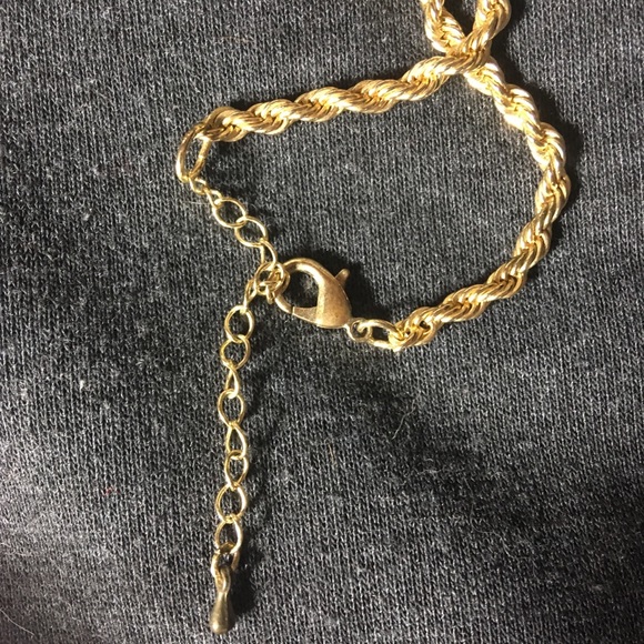 Feather and Gold type necklace - Picture 4 of 4